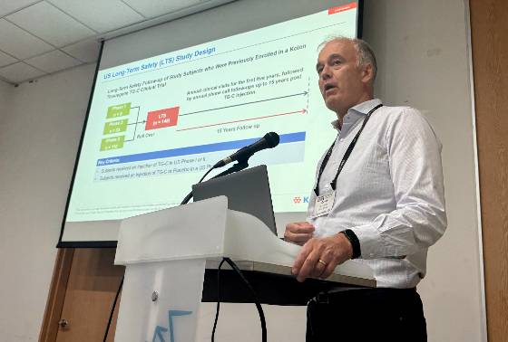 코오롱티슈진은 24일부터 송도서 개최된 국제골관절염학회 총회서 TG-C 장기 추적 데이터 기반 안전성·유효성 데이터를 공개했다. /사진=코오롱티슈진