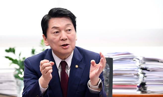 대권에 도전하는 안철수 국민의힘 의원이 25일 오전 서울 여의도 국회에서 헤럴드경제와 인터뷰를 하고 있다. 이상섭 기자