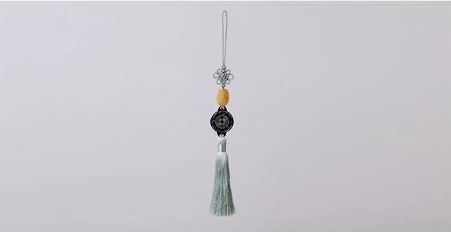 2025 봄 궁중문화축전 굿즈 '궁 패스 노리개'