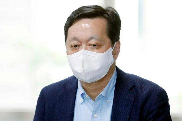 2023년 5월 12일 정진상 전 더불어민주당 당대표실 정책조정실장이 서울 서초구 서울중앙지법에 출석하고 있다. 뉴시스