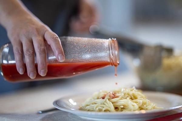 영국의 한 치과 전문의가 의외의 치아 손상 유발 음식을 소개했다./사진=게티이미지뱅크