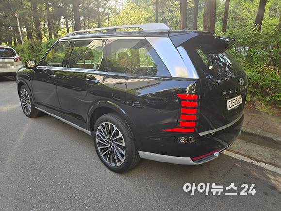 현대차 '디 올 뉴 팰리세이드' 하이브리드 후측면. [사진=김종성 기자]