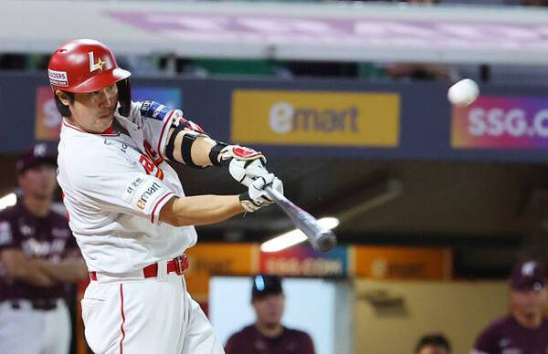 2025시즌 극심한 타선 침체에 빠진 SSG 랜더스. ‘홈런 공장’ 전성기를 이끈 ‘공장장’ 최정의 복귀가 절실하다. 경기일보DB