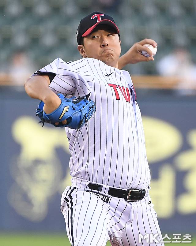 염경엽 감독의 많은 기대를 받고 있는 송승기. 사진=천정환 기자