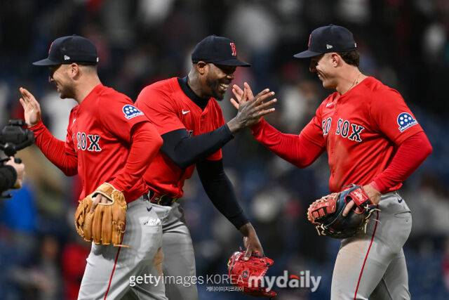 보스턴 레드삭스 아롤디스 채프먼(가운데)./게티이미지코리아