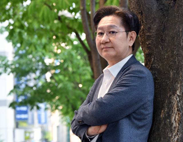 유성호 교수는 연말에 유언을 정리하면서 자신을 객관적으로 인지하고 삶을 계속 살아갈 수 있는 힘을 얻는다고 했다. 성형주 기자