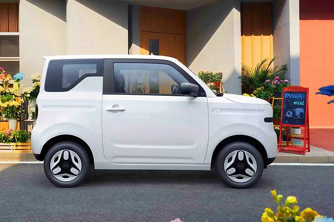 지리 2025 판다 미니