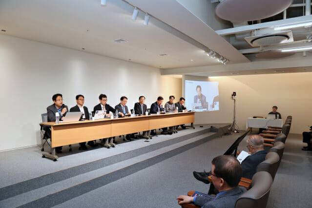 한국과학기술한림원은 29일 서울 서초구 한림원회관에서 'AI 3대 강국 향한 우리의 전략'을 주제로 토론회를 개최했다. (사진=한림원)