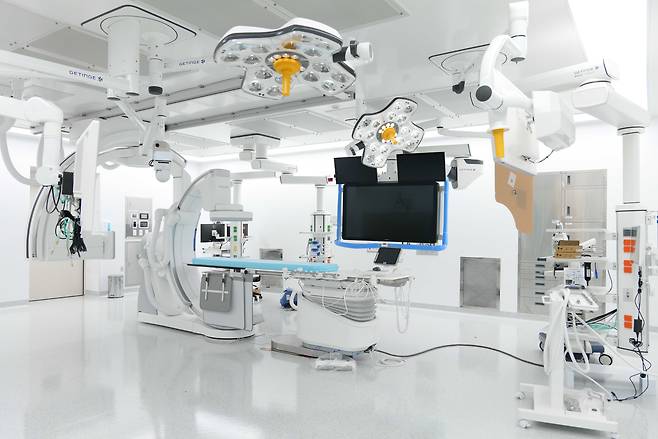 서울대병원이 리모델링한 하이브리드 수술실./서울대병원