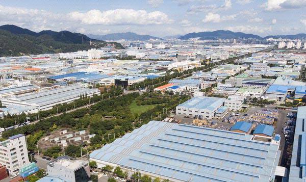 부산 녹산산단 전경. 사진은 기사 내용과 직접적인 관련이 없음. 국제신문DB