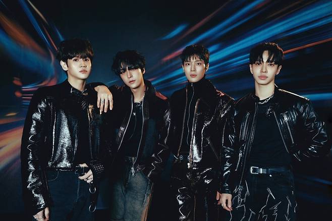 어라운드어스 제공