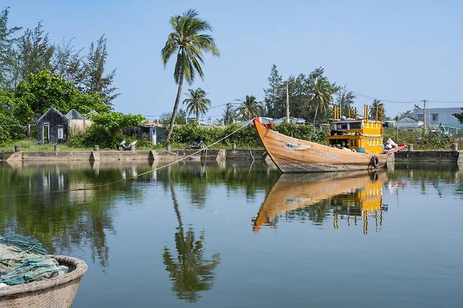 바다와 인접한 탐 티엔은 피시소스의 재료가 되는 까꼼의 주산지다
