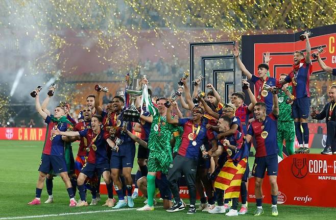 27일 레알 마드리드를 꺾고 코파 델 레이(국왕컵) 우승을 차지한 FC바르셀로나
