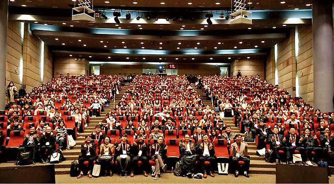 지난해 2월 서울 신촌 연세대 은명대강당에서 열린 K-BioX 글로벌 서밋 현장 모습. 최신 바이오 연구 등을 주제 로 활발한 정보 공유 활동이 진행됐다. K-BioX 제공