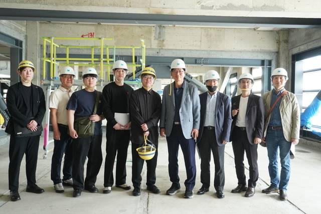 ▲ ㈜산이앤씨건축사사무소 안전진단부서 임직원들이 최근 일본 도쿄를 방문해 한국에서도 발생되는 현상인 노후 건축물 증가에 대한 문제점을 공유하고 연수했다.