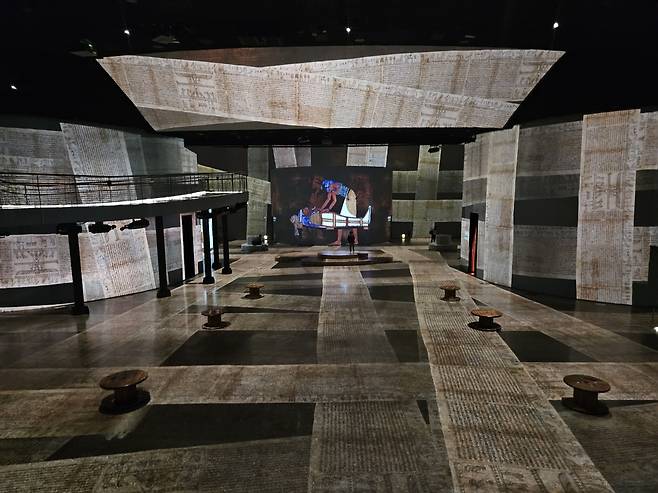 View of "Egyptian Pharaohs, From Cheops to Ramesses II" at the Theatre des Lumieres at the Walkerhill Hotel & Resort (Park Yuna/The Korea Herald)