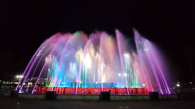 안동 낙동강 음악분수 [안동시 제공]