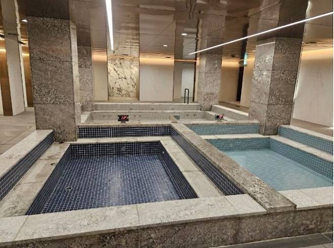 래미안 원베일리 사우나 내부 *재판매 및 DB 금지