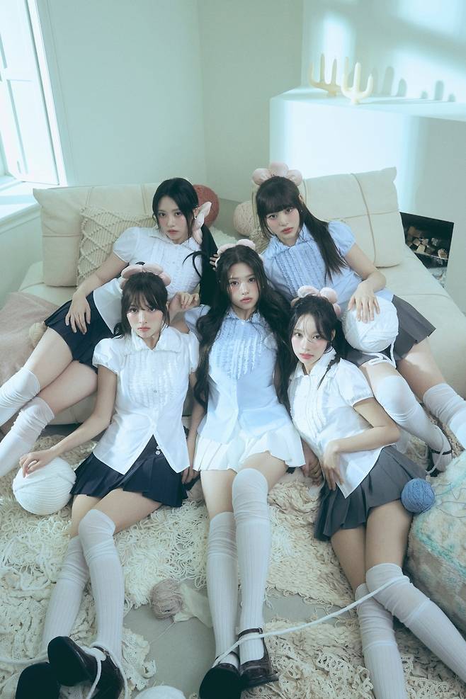 리센느. 더뮤즈엔터테인먼트