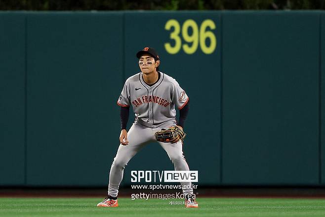 ▲ 수비까지 잘하는 중견수의 가치를 가진 이정후는 메이저리그 공식 홈페이지가 선정한 올스타팀에도 당당히 포함됐다