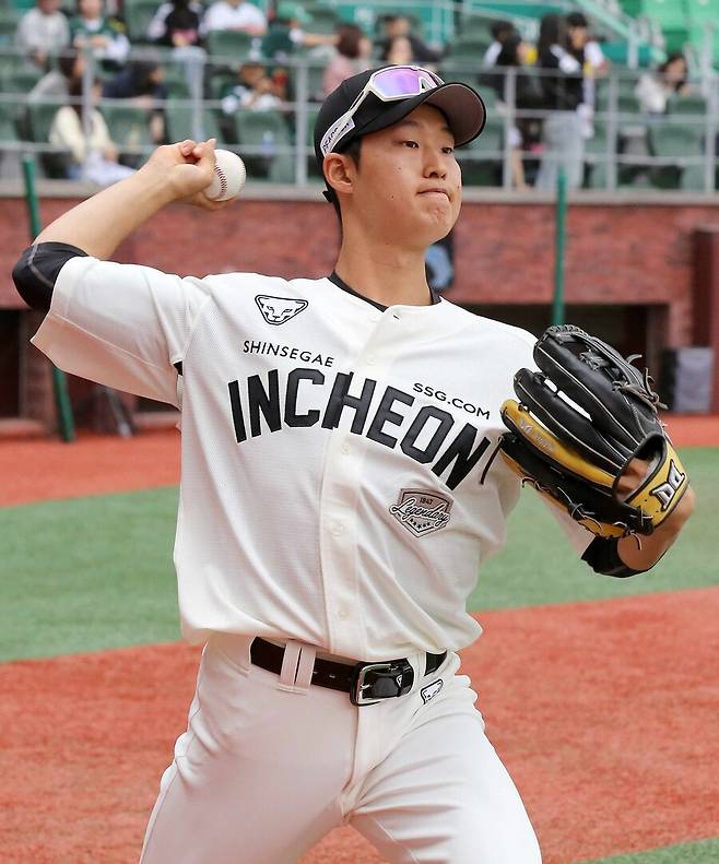 ▲ 올 시즌 첫 1군 엔트리에 등록된 김창평 ⓒSSG랜더스