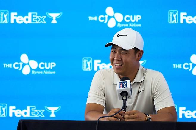 기자회견에서 웃으며 답하는 김주형. [더CJ컵 조직위 제공. 재판매 및 DB 금지]