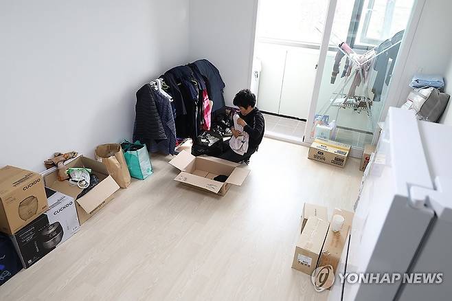 임시주택 입주한 경북산불 이재민 [연합뉴스 자료사진]