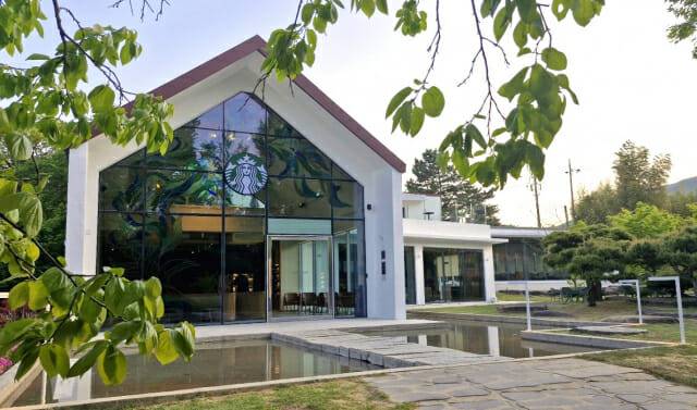 스타벅스양산통도사점 외부 전경