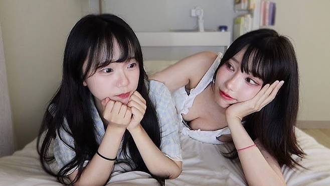 여성끼리  스킨쉽이 가능한  이유