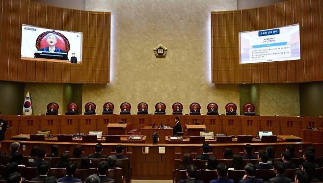 조희대 대법원장을 비롯한 대법관들이 1일 서울 서초구 대법원에서 더불어민주당 이재명 대선 후보의 공직선거법 위반 사건 상고심 선고를 위해 참석해 있다. [사진공동취재단] /사진=연합뉴스