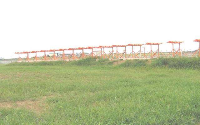 전남 무안국제공항이 2007년 11월 개항하기 전 촬영된 로컬라이저(방위각 제공 시설) 모습. 정준호 더불어민주당 의원 제공