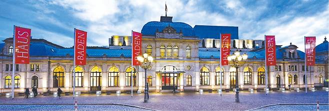 바덴바덴 페스티벌 극장 전경.  ⓒ Andrea Kremper