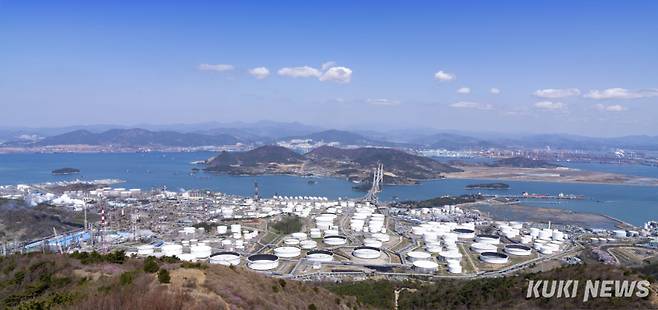 여수산단 젼경. 여수시 제공