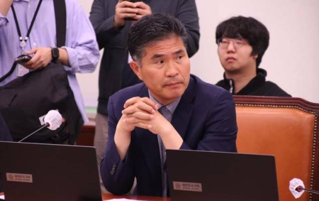 ▲이원택 더불어민주당 전북 출신 의원이 지역사랑상품권 사용을 확대하는 '지역사랑상품권 이용 활성화에 관한 법률 일부 개정 법률안'을 대표 발의했다. ⓒ이원택 의원실