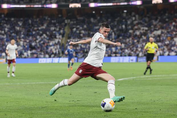 광주FC 아사니가 지난 26일 아시아축구연맹 챔피언스리그 엘리트 사우디아라비아 알힐랄과의 8강전에서 슛을 하고 있다. <광주FC 제공>