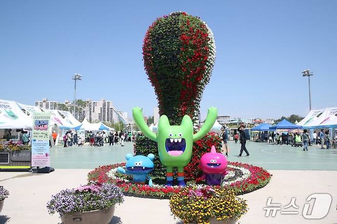 제12회 부안마실축제 캐릭터 ‘마실프렌즈’(부안군 제공, 재판매 및 DB금지)