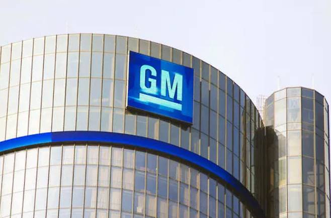 GM이 관세부과로 한국에서의 차량 수입이 큰 타격을 입을 것으로 예상된다고 밝혔다.