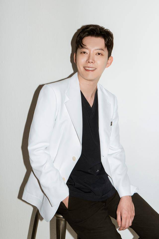 사진설명: 티유치과의원 서재원 의사