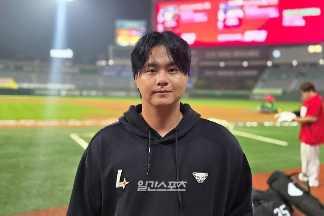 1일 경기 후 만난 SSG 김민. 인천=윤승재 기자