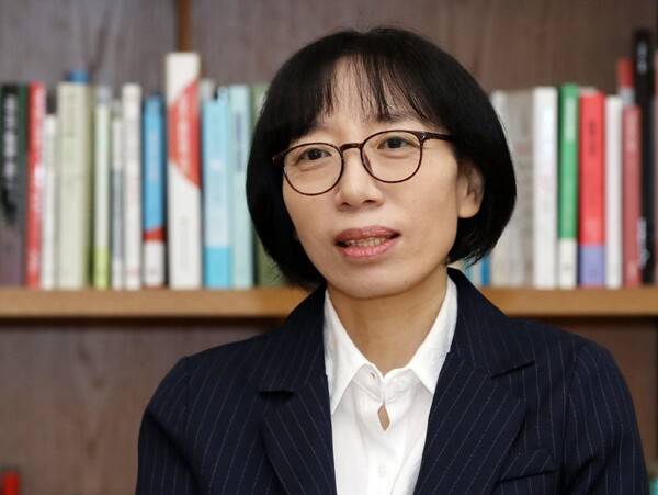 ▲ 지난 2월 업무에 복귀한 김유진 방심위원. 사진=김유진 제공