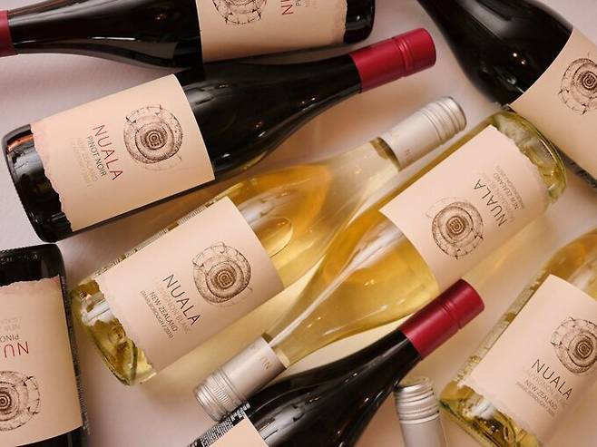 누알라 레이블 암모나이트. 홈페이지