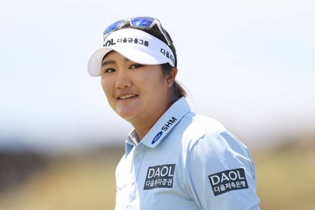 단독 선두에 나선 유해란. 사진 제공=AFP연합뉴스