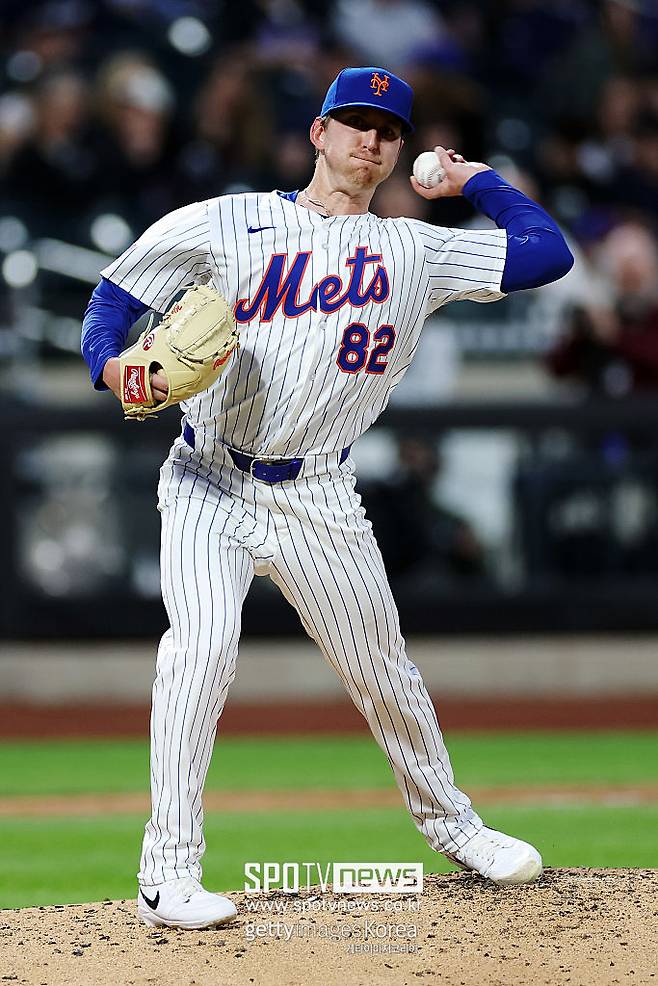 ▲ 브랜든은 1일 애리조나와 경기를 앞두고 감격적인 메이저리그 콜업을 경험했으나 하루 만에 다시 마이너리그로 내려갔다