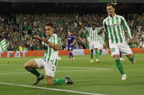 ▲ 안토니는 겨울 이적 시장에서 맨체스터 유나이티드를 떠나 레알 베티스로 임대를 갔다. 뛰어난 활약으로 가치를 높이고 있다. ⓒ연합뉴스/REUTERS