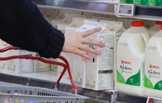 ▲ 우유판매대. /연합뉴스