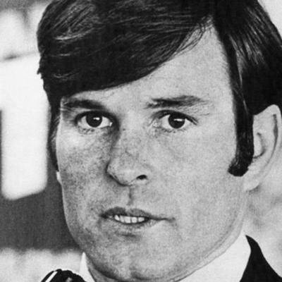 미국 샌프란시스코 시의원 출신으로, 정치인 두 명을 살해한 혐의로 재판에 오른 댄 화이트. 유명한 평결(Famous trial) 아카이브