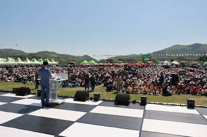 보성통합축제을 맞아 김철우 보성군수가 기념사를 하고 있다. 보성군 제공
