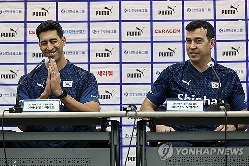 남녀 배구 대표팀 감독 기자회견