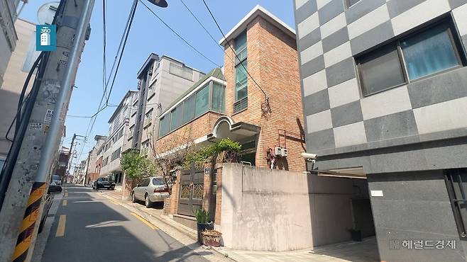 최근 경매로 나온 서울 동대문구 휘경동 주택. [윤병찬PD]