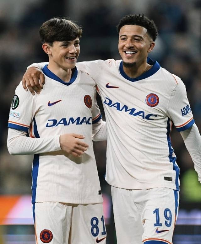 레지 웰시(왼쪽)와 제이든 산초. /사진=첼시 SNS